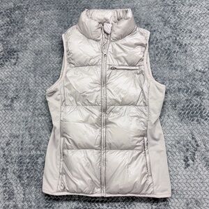 Fabletics Women's Metallic Silver Puffer Vest Size Medium